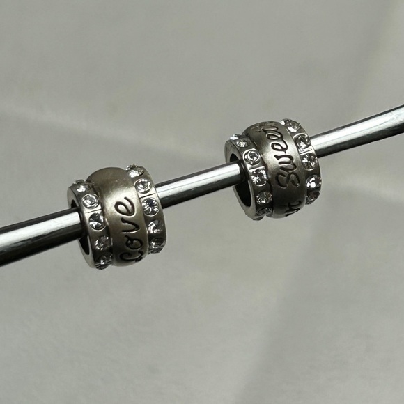 Brighton Love & Sweetheart Beads Brushed Silver Plated Swarovski Crystals 7/16" - Picture 6 of 14